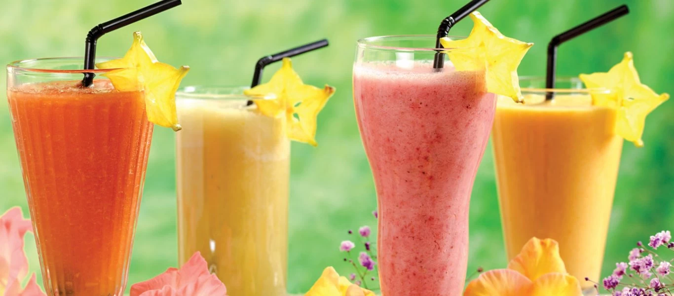 Θαυματουργά: Τέσσερα smoothies με κάτω από 190 θερμίδες που θα σας δροσίσουν